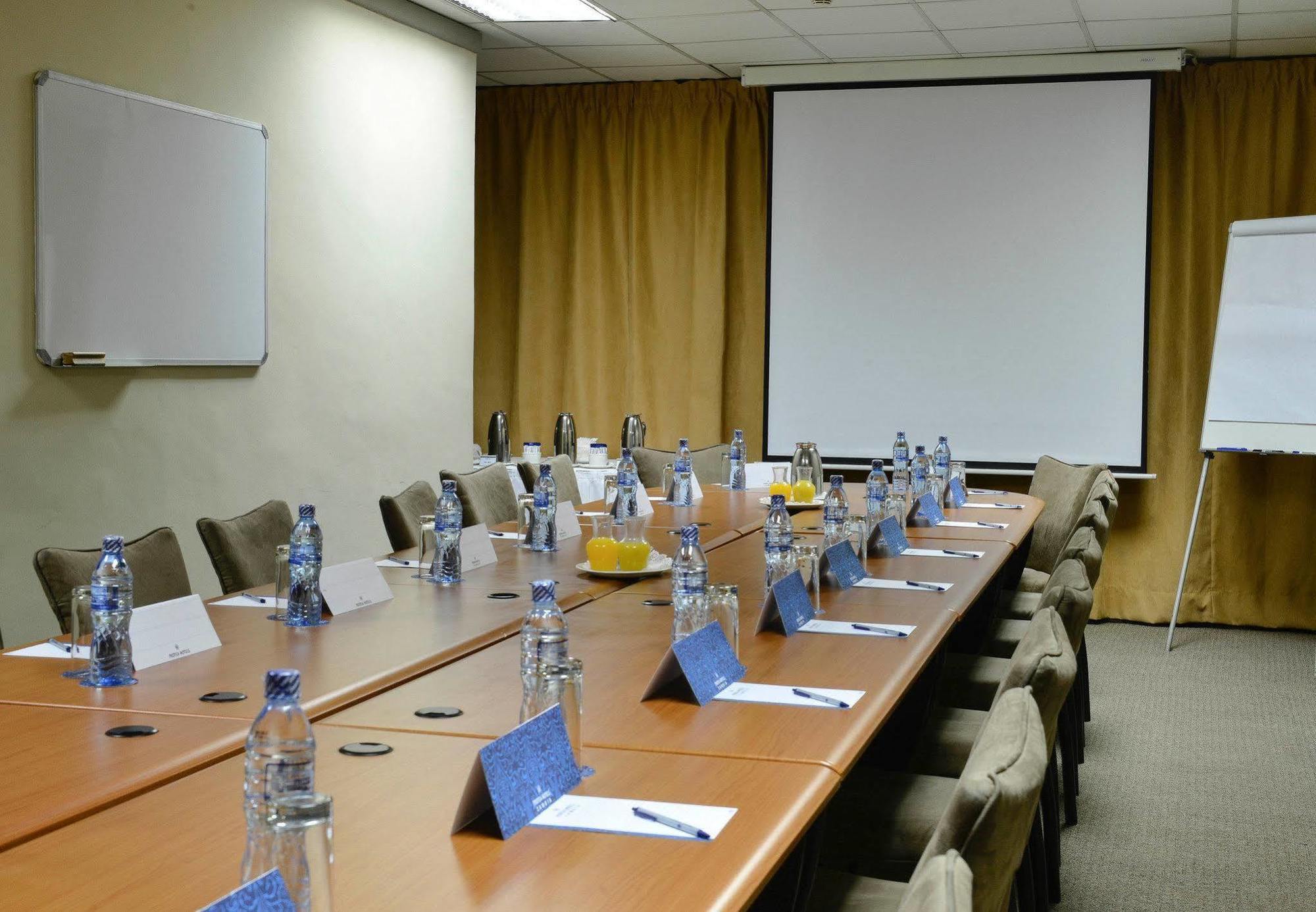 Protea Hotel Lusaka Cairo Road Zewnętrze zdjęcie